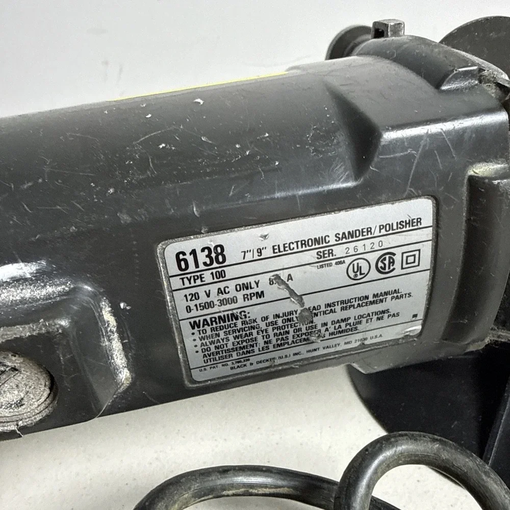 MADE IN USA Black & Decker Buffmaster 6138 7